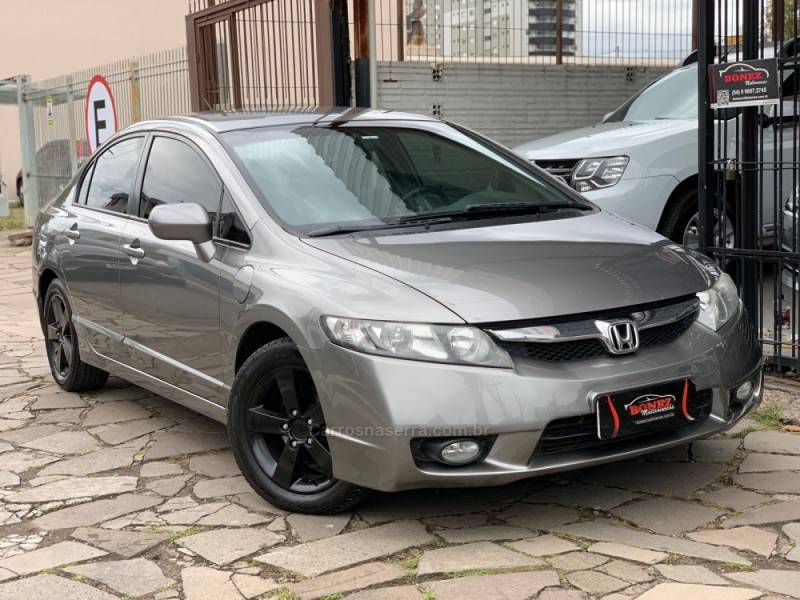HONDA - CIVIC - 2008/2009 - Cinza - R$ 47.990,00