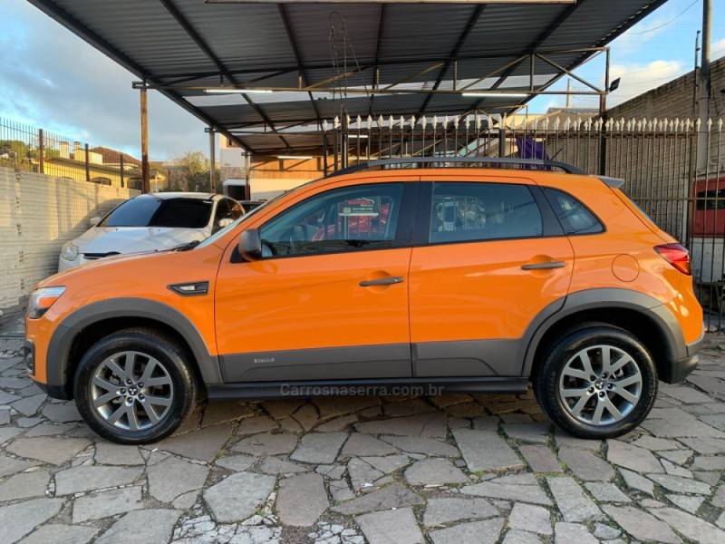 MITSUBISHI - ASX - 2015/2016 - Laranja - R$ 77.990,00