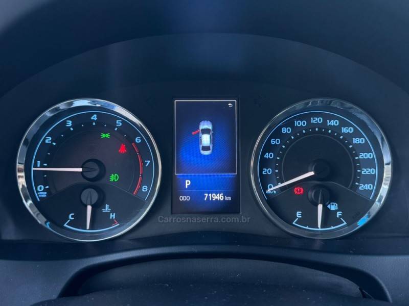 TOYOTA - COROLLA - 2018/2018 - Preta - R$ 106.990,00