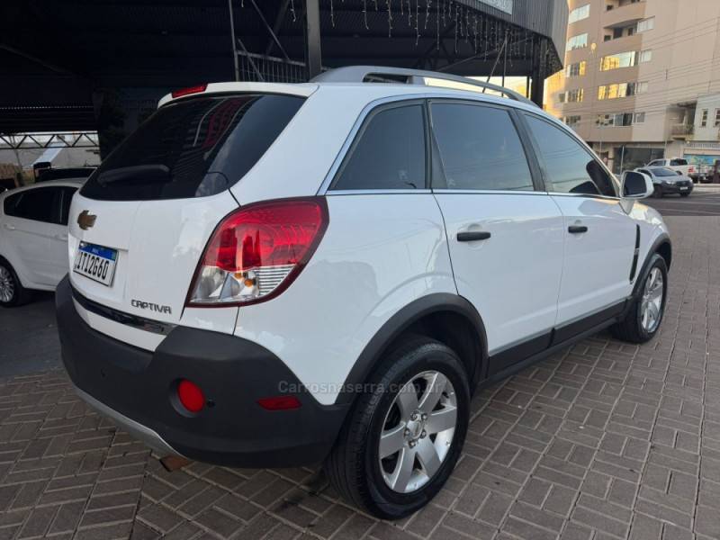 CHEVROLET - CAPTIVA - 2012/2012 - Branca - R$ 47.990,00
