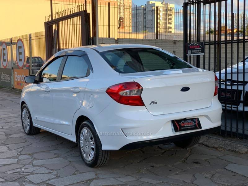 FORD - KA + - 2018/2019 - Branca - R$ 57.990,00