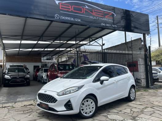 FORD - FIESTA - 2017/2018 - Branca - R$ 53.990,00