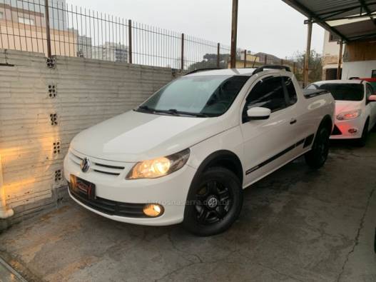 VOLKSWAGEN - SAVEIRO - 2010/2011 - Branca - R$ 44.990,00