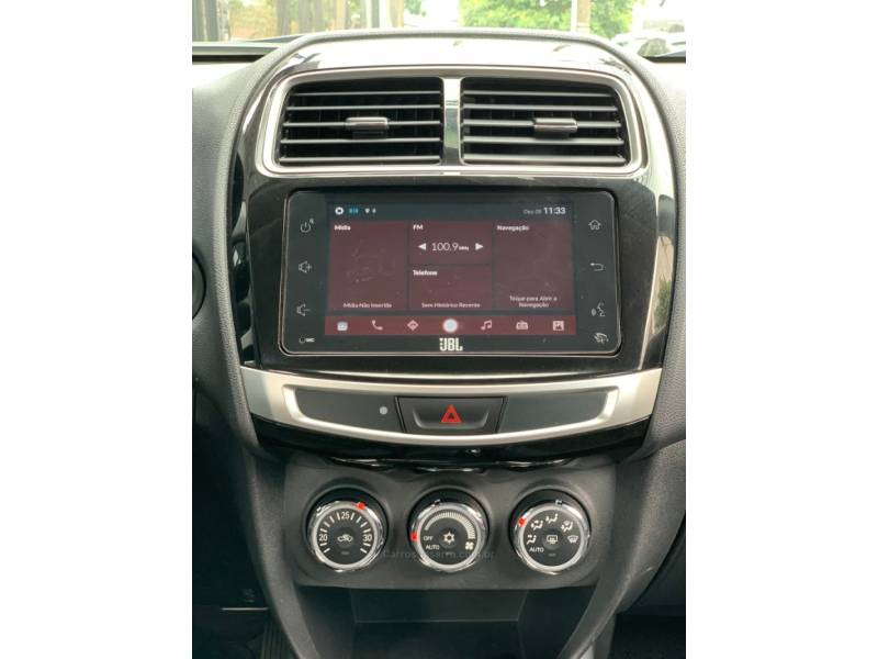 MITSUBISHI - OUTLANDER - 2020/2021 - Prata - R$ 115.990,00