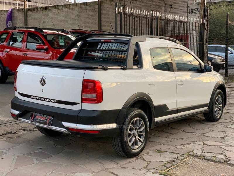 VOLKSWAGEN - SAVEIRO - 2016/2017 - Branca - R$ 79.990,00
