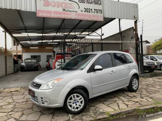 FORD - FIESTA - 2007/2008 - Prata - R$ 25.990,00