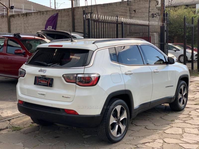 JEEP - COMPASS - 2017/2018 - Branca - R$ 91.990,00