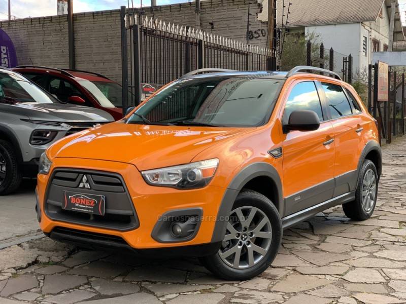 MITSUBISHI - ASX - 2015/2016 - Laranja - R$ 77.990,00