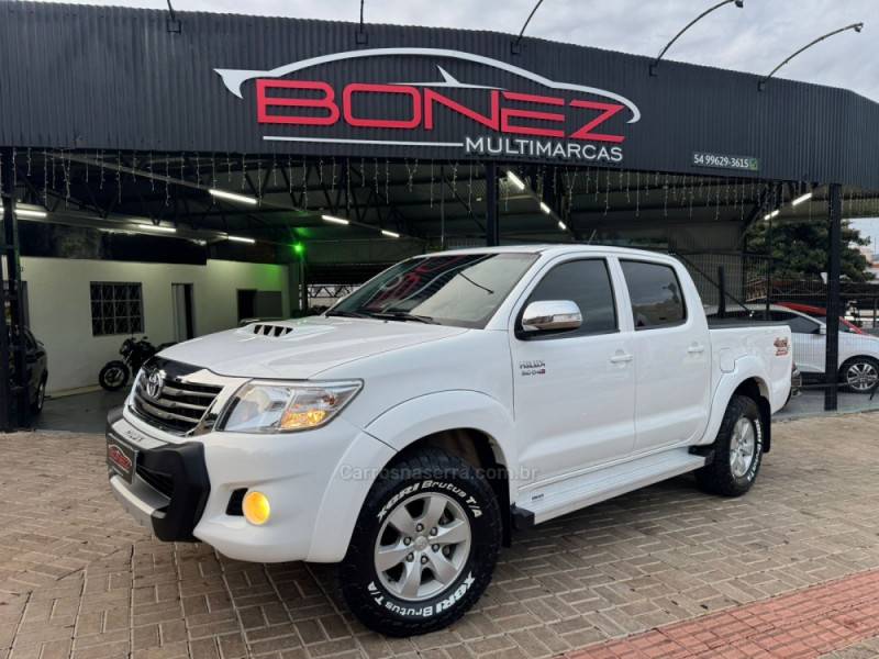 TOYOTA - HILUX - 2013/2013 - Branca - R$ 138.990,00