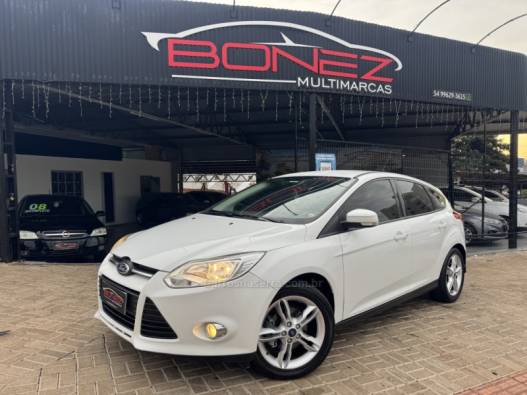 FORD - FOCUS - 2015/2015 - Branca - R$ 56.990,00