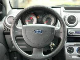 FORD - FIESTA - 2007/2008 - Prata - R$ 25.990,00