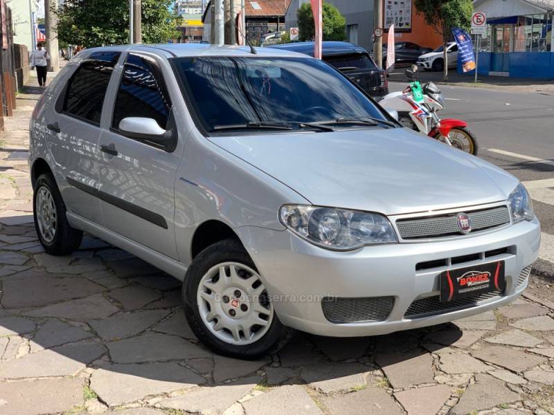 FIAT - PALIO - 2009/2010 - Prata - R$ 25.990,00
