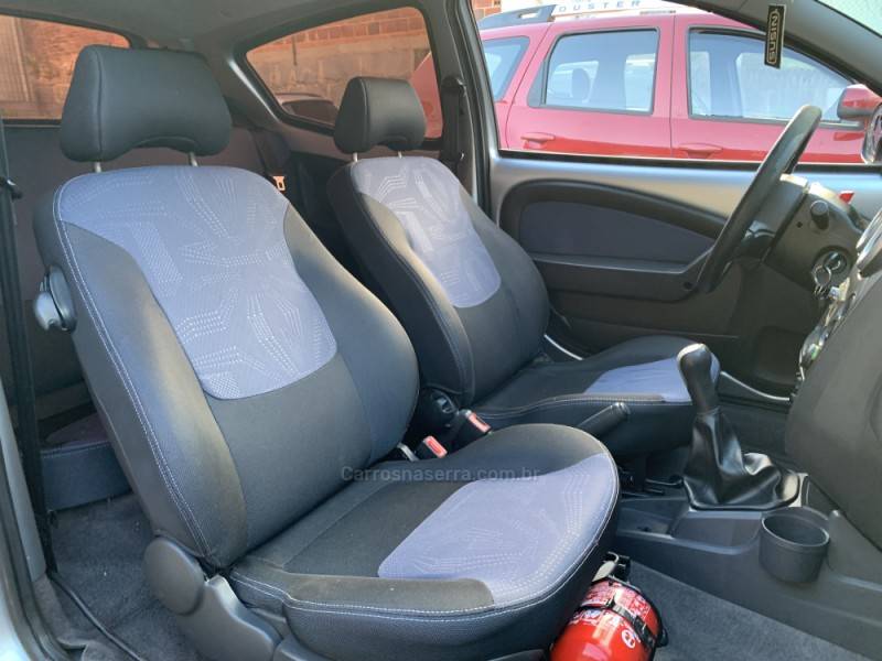 FORD - KA - 2012/2013 - Prata - R$ 30.990,00