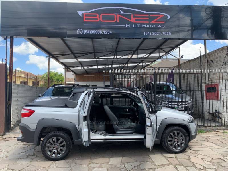 FIAT - STRADA - 2019/2020 - Prata - R$ 86.990,00