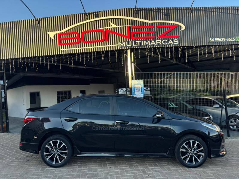 TOYOTA - COROLLA - 2018/2018 - Preta - R$ 106.990,00