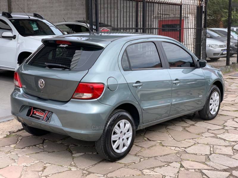 VOLKSWAGEN - GOL - 2010/2011 - Cinza - R$ 29.990,00