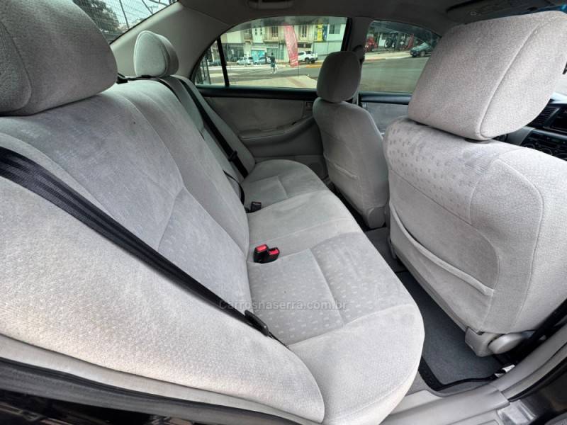TOYOTA - COROLLA - 2005/2005 - Preta - R$ 39.990,00