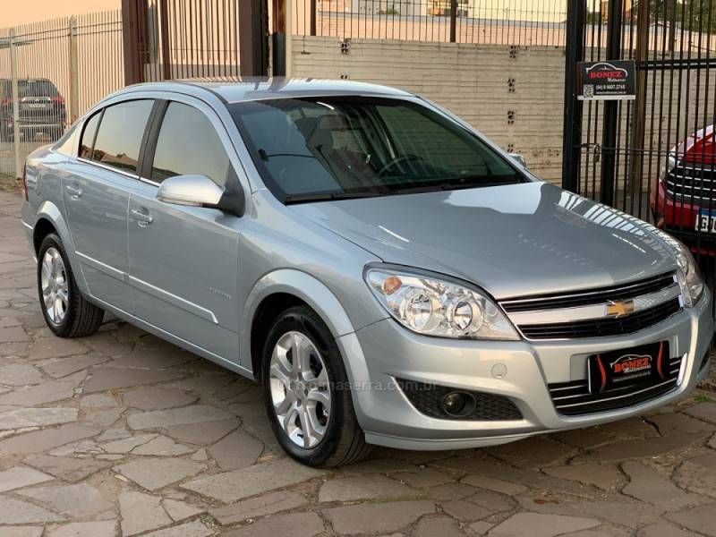 CHEVROLET - VECTRA - 2010/2011 - Prata - R$ 40.990,00
