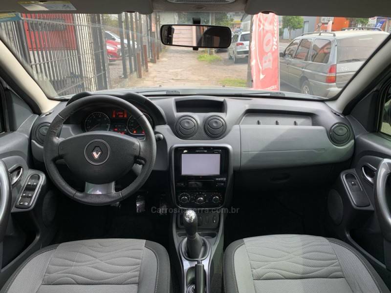 RENAULT - DUSTER - 2013/2014 - Prata - R$ 54.990,00