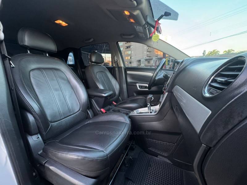 CHEVROLET - CAPTIVA - 2012/2012 - Branca - R$ 47.990,00
