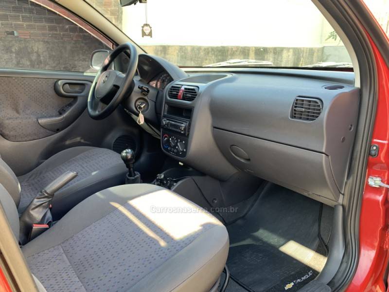 CHEVROLET - MONTANA - 2009/2010 - Vermelha - R$ 35.990,00