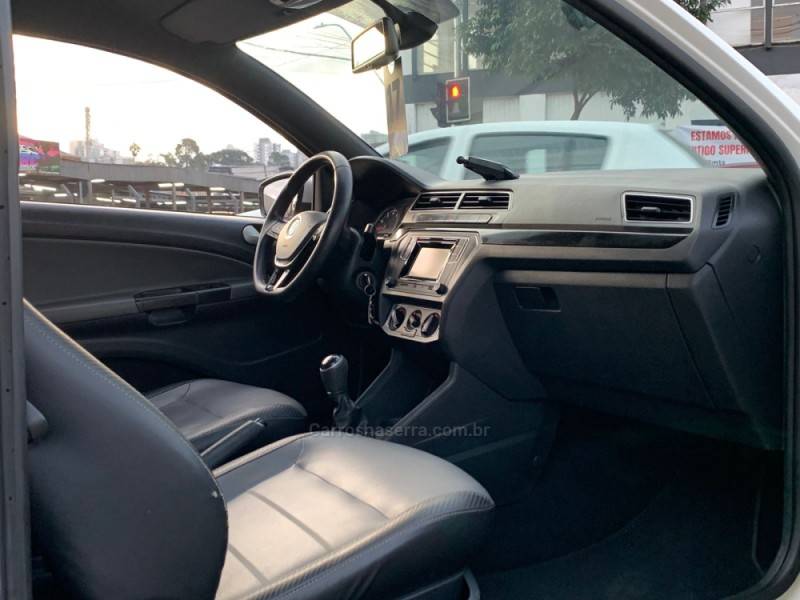 VOLKSWAGEN - SAVEIRO - 2016/2017 - Branca - R$ 79.990,00