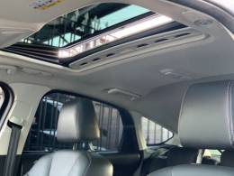 FORD - FOCUS - 2014/2015 - Branca - R$ 61.990,00