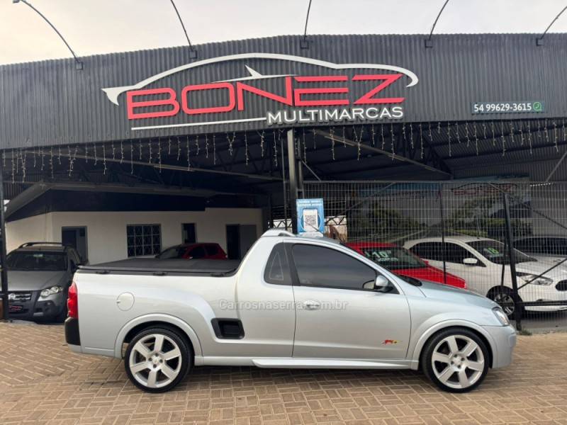 CHEVROLET - MONTANA - 2008/2009 - Prata - R$ 46.990,00