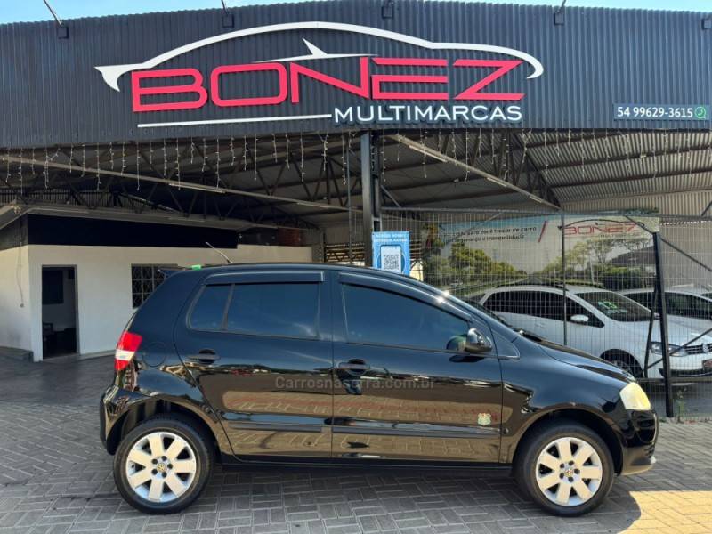 VOLKSWAGEN - FOX - 2009/2009 - Preta - R$ 33.990,00