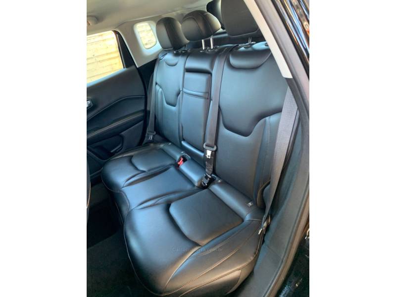 JEEP - COMPASS - 2016/2017 - Preta - R$ 94.990,00