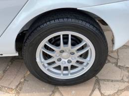 RENAULT - CLIO - 2014/2015 - Branca - R$ 35.990,00