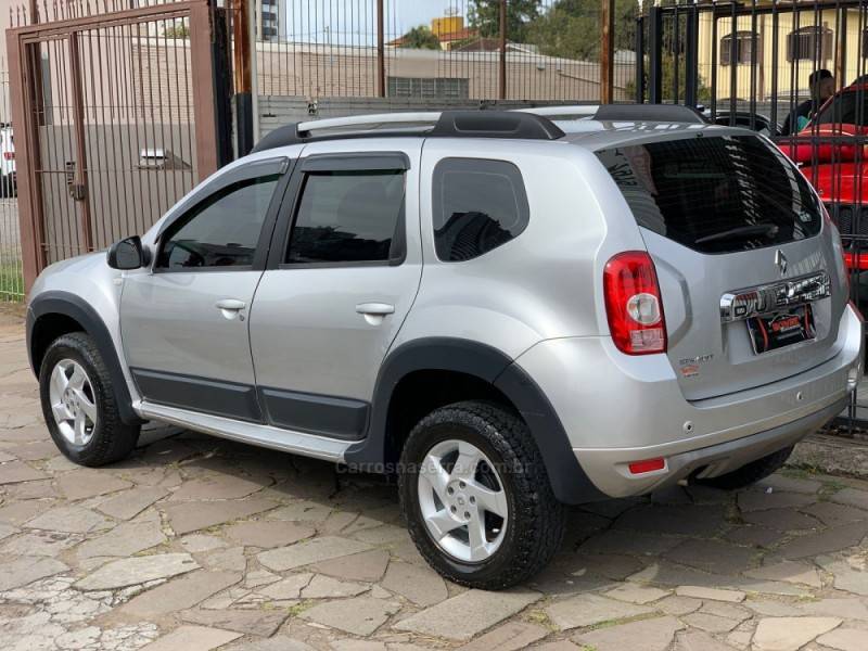 RENAULT - DUSTER - 2013/2014 - Prata - R$ 54.990,00