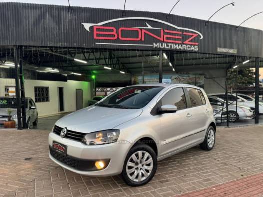 VOLKSWAGEN - FOX - 2013/2013 - Prata - R$ 44.990,00