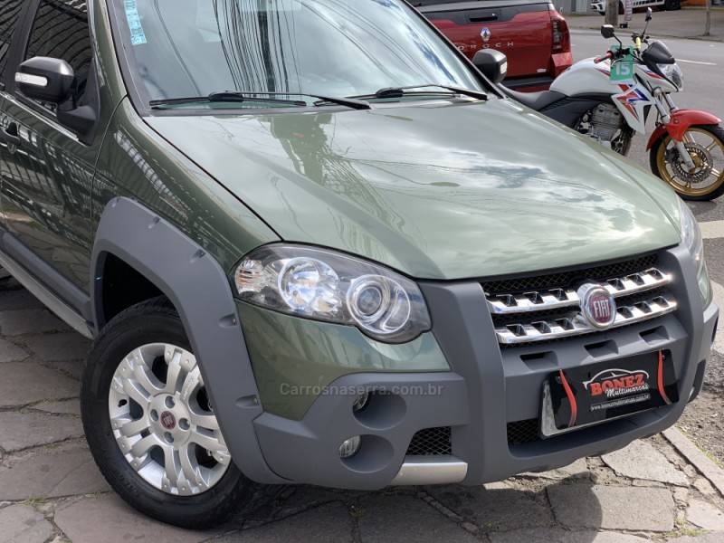 FIAT - PALIO - 2008/2009 - Verde - R$ 38.990,00