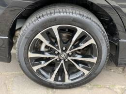 TOYOTA - COROLLA - 2017/2018 - Preta - R$ 105.990,00