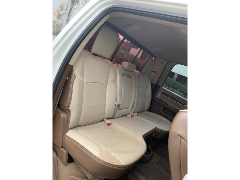 RAM - 2500 LARAMIE - 2018/2019 - Branca - R$ 329.990,00