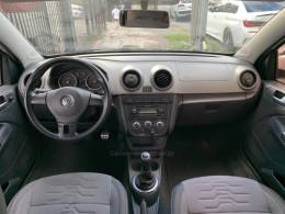 VOLKSWAGEN - SAVEIRO - 2012/2013 - Branca - R$ 56.990,00