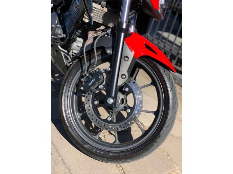 HONDA - CB 300F TWISTER - 2024/2024 - Vermelha - R$ 26.990,00