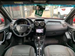 RENAULT - DUSTER - 2015/2016 - Vermelha - R$ 61.990,00