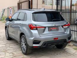 MITSUBISHI - OUTLANDER - 2020/2021 - Prata - R$ 115.990,00