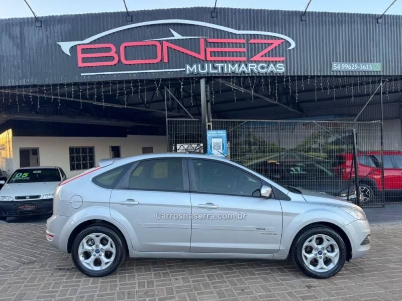 FORD - FOCUS - 2013/2013 - Prata - R$ 52.990,00