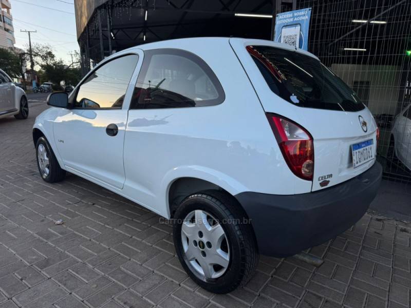 CHEVROLET - CELTA - 2010/2010 - Branca - R$ 25.990,00