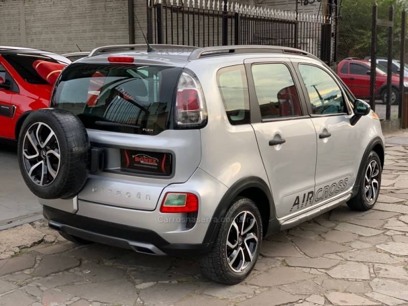 CITROËN - AIRCROSS - 2010/2011 - Prata - R$ 36.990,00