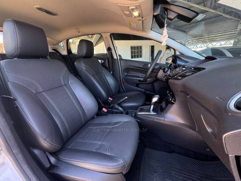 FORD - FIESTA - 2014/2014 - Branca - R$ 50.990,00