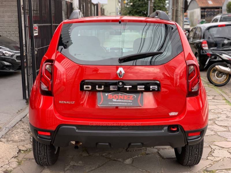 RENAULT - DUSTER - 2015/2016 - Vermelha - R$ 67.990,00