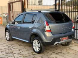 RENAULT - SANDERO - 2012/2013 - Cinza - R$ 42.990,00