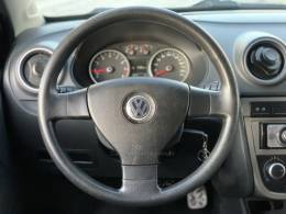 VOLKSWAGEN - SAVEIRO - 2010/2011 - Branca - R$ 44.990,00