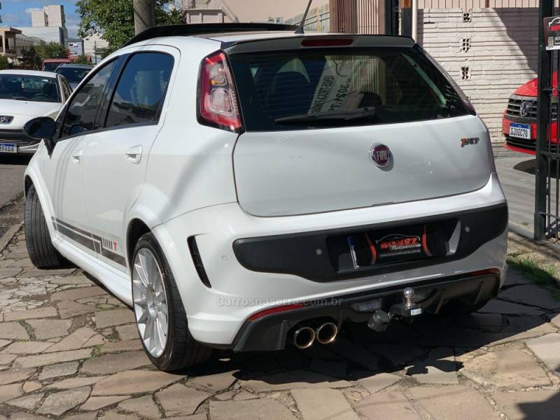 FIAT - PUNTO - 2014/2015 - Branca - R$ 69.900,00