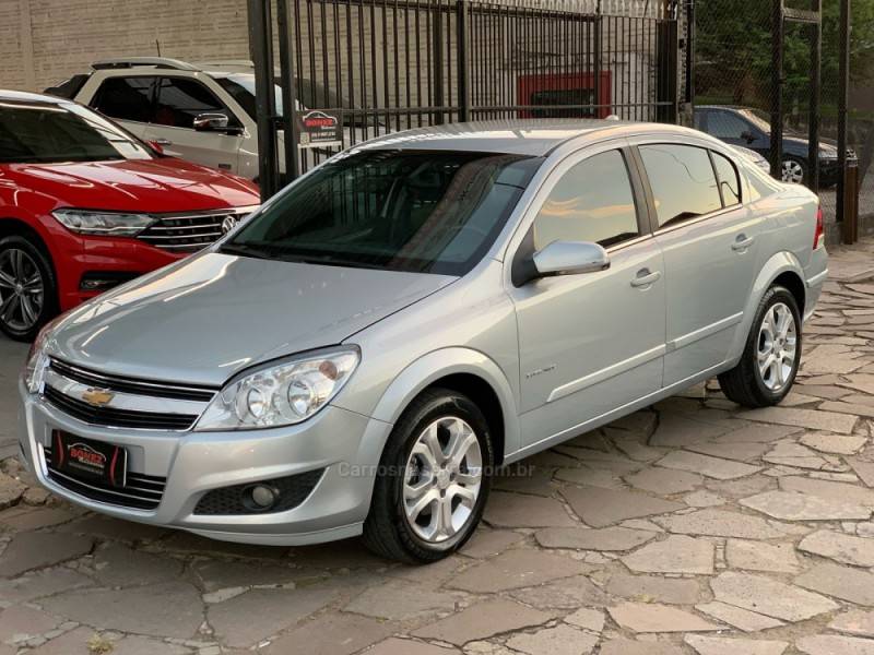 CHEVROLET - VECTRA - 2010/2011 - Prata - R$ 40.990,00