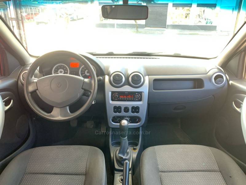 RENAULT - SANDERO - 2009/2010 - Prata - R$ 32.990,00